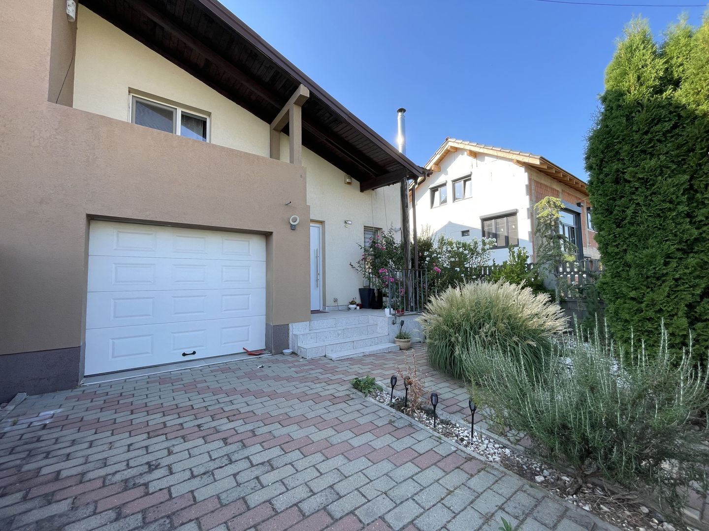 Casa spatioasa+garaj, zona Sud, comision 0! - Poză 2