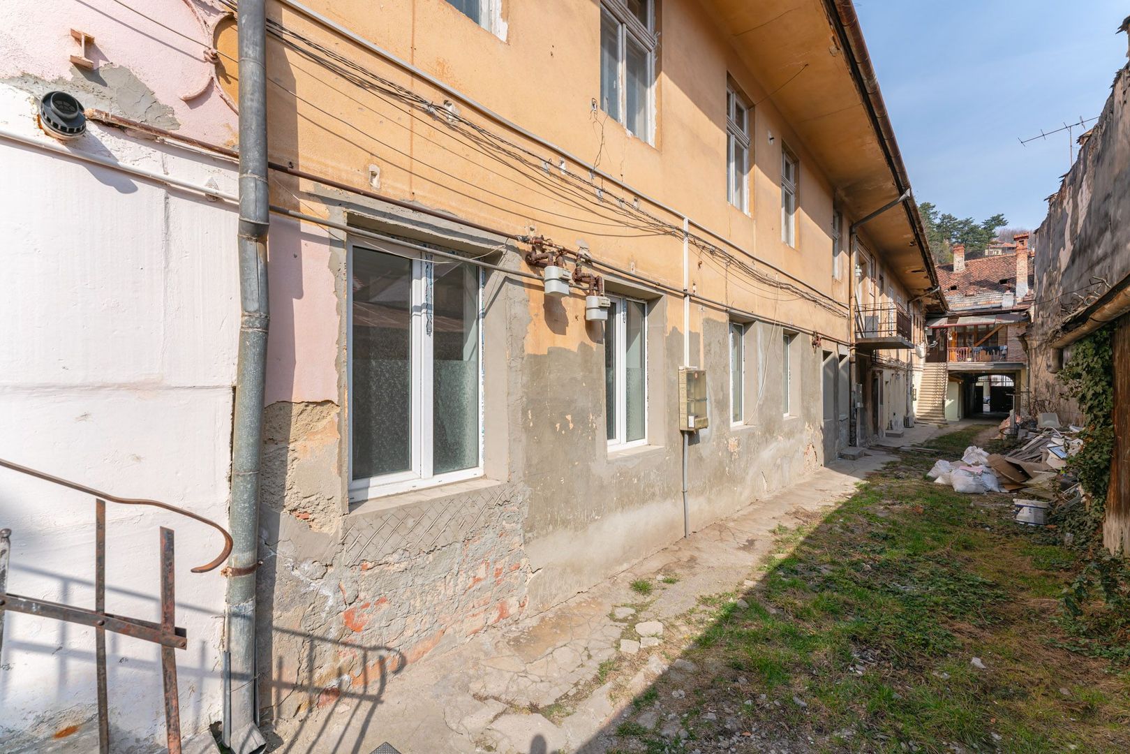 Clădire de vânzare în Brașovul Vechi | 16 camere | Potențial de dezvoltare - Poză 7