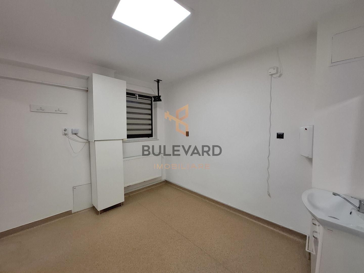 Spatiu comercial pretabil pentru activitati medicale, clinica! - Poză 16