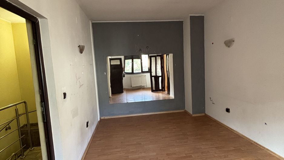 Apartament 4 camere, la curte zona Iosefin - Poză 6