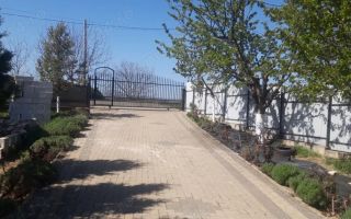 Casă cu etaj, teren 1000 mp, în Horlești, comuna Rediu, Iași - Poză 2