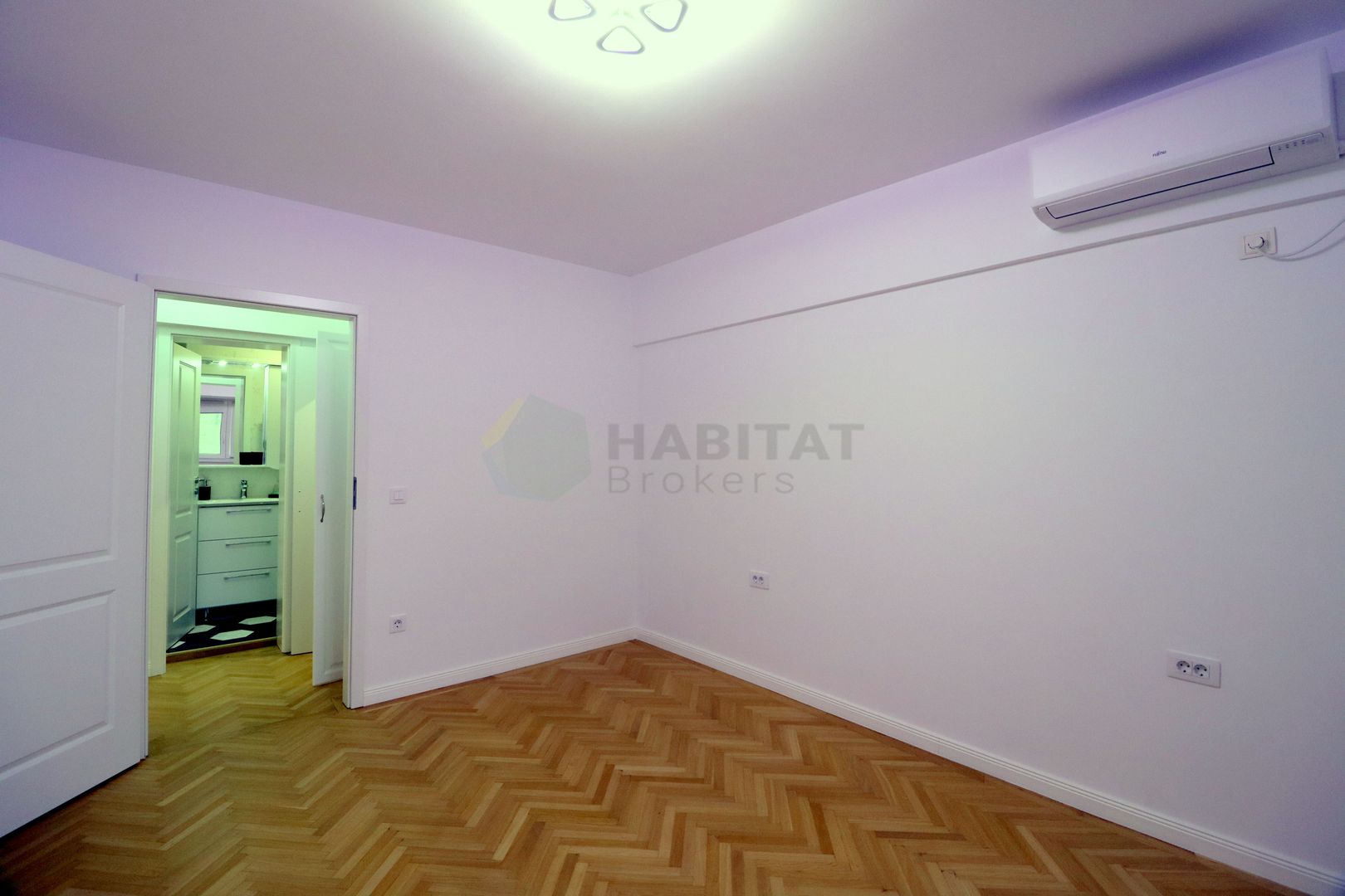 Spatios, cu terasa inchisa, vedere panoramica, bloc fara risc - Poză 10