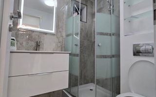 Casă la curte Proprietar vizavi de Carrefour Alexandriei Ildl etc - Poză 1