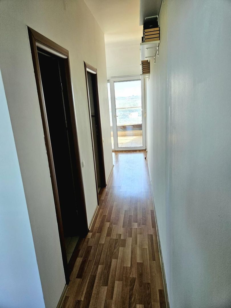 Apartament 3 camere, deosebit in Otopeni, Str. Ferme F - Poză 11