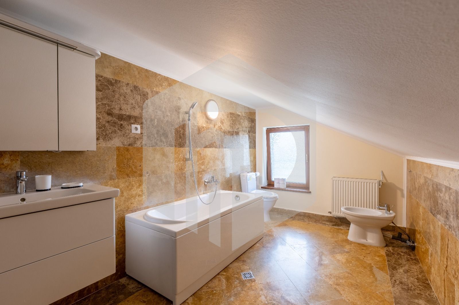 Apartament 4 camere  de inchiriat - Utilitati incluse - Dumbravii - Poză 8