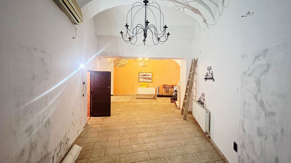 Spatiu comercial de vanzare zona Bou Rosu - Poză 9