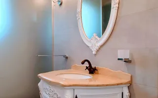 Casa de lux, 1000 mp teren, toate utilitatile, cartierul Cetate - Poză 16