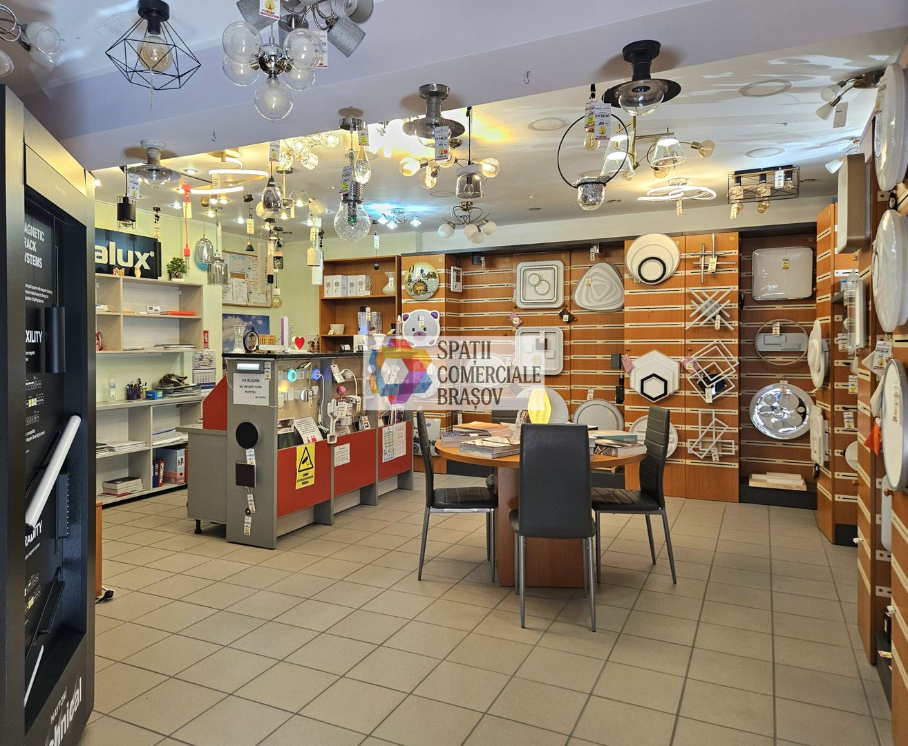 Casă plus Spațiu comercial  741 mp, Teren 906 mp Brasov - zona Blumana - Poză 1