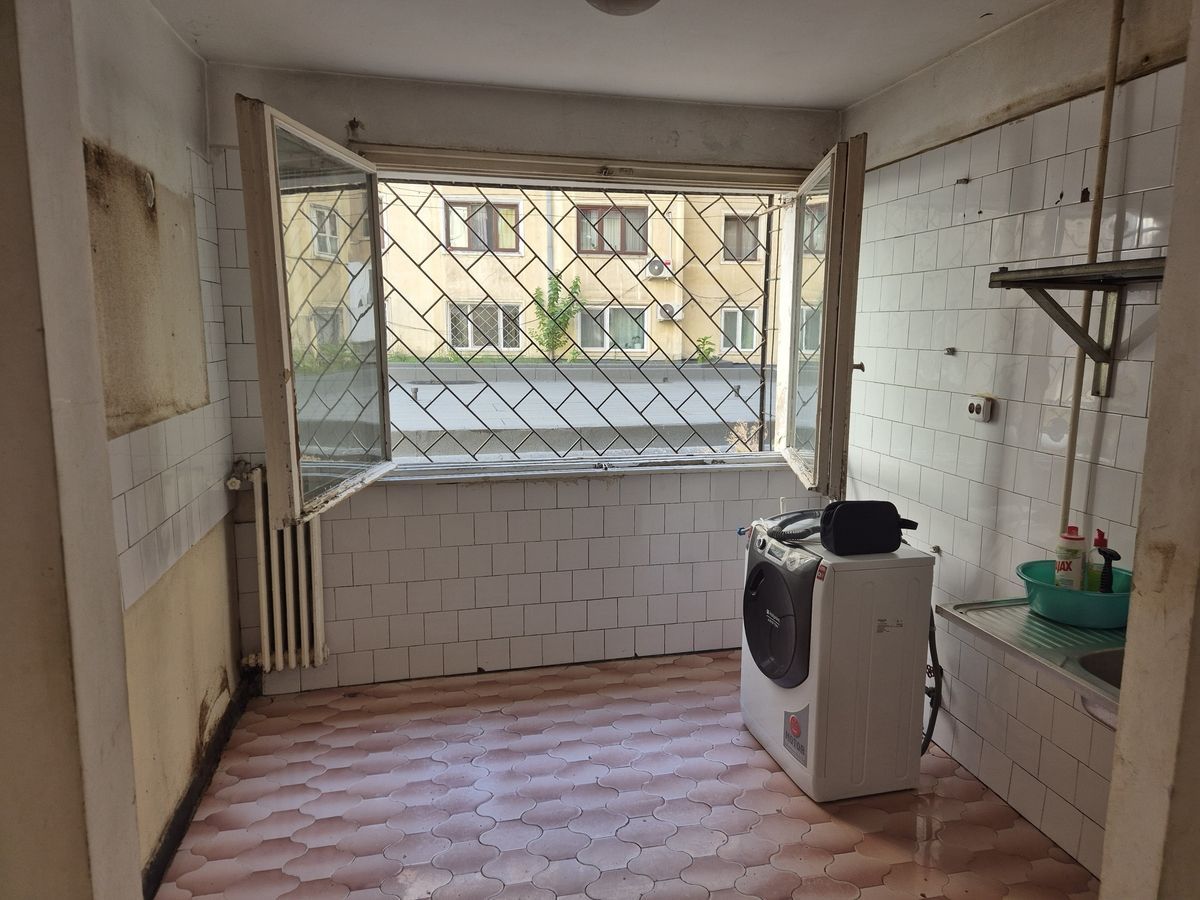 APARTAMENT 2 CAMERE CALEA VICTORIEI FOSTUL ROMARTA COPIILOR - Poză 3