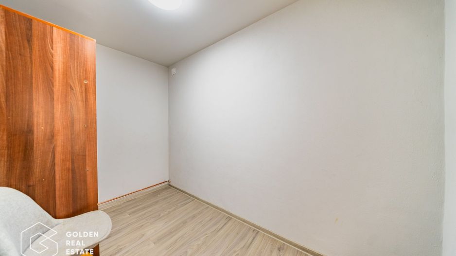 Casă 3 camere renovată în Bujac-Sega , 2 corpuri, teren 572 mp - Poză 18