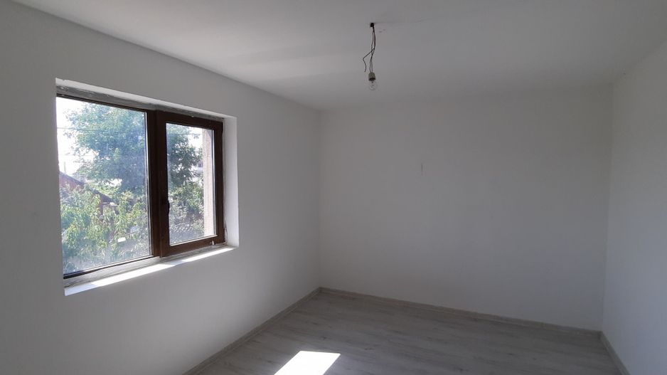 Cumpana Spațiu și curte generoasă! Casa familiei tale! - Poză 17