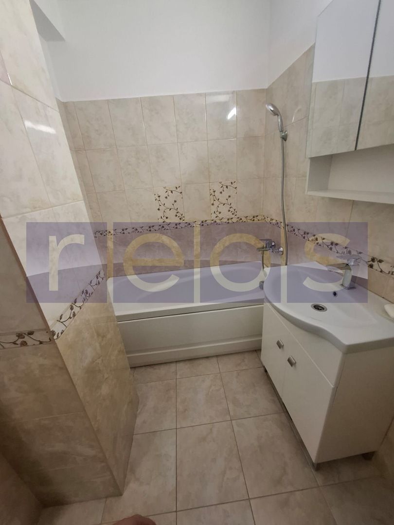 VANZARE APARTAMENT 2 CAMERE + LOC PARCARE SALAJAN 53MP CENTRALA PROPRIE - Poză 10