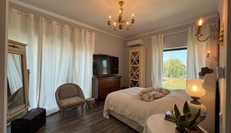 Vila 4 camere, curte amenajata | Strada Petre Ispirescu