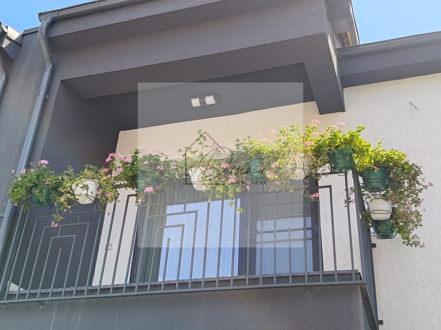 Vila 4 camere Tunari I noua, mobilata I zona centrala Parc Primarie - Poză 3