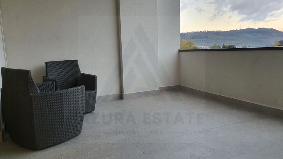 Apartament premium 90 mp utili terasa si parcare privata zona Lazaret - Poză 8