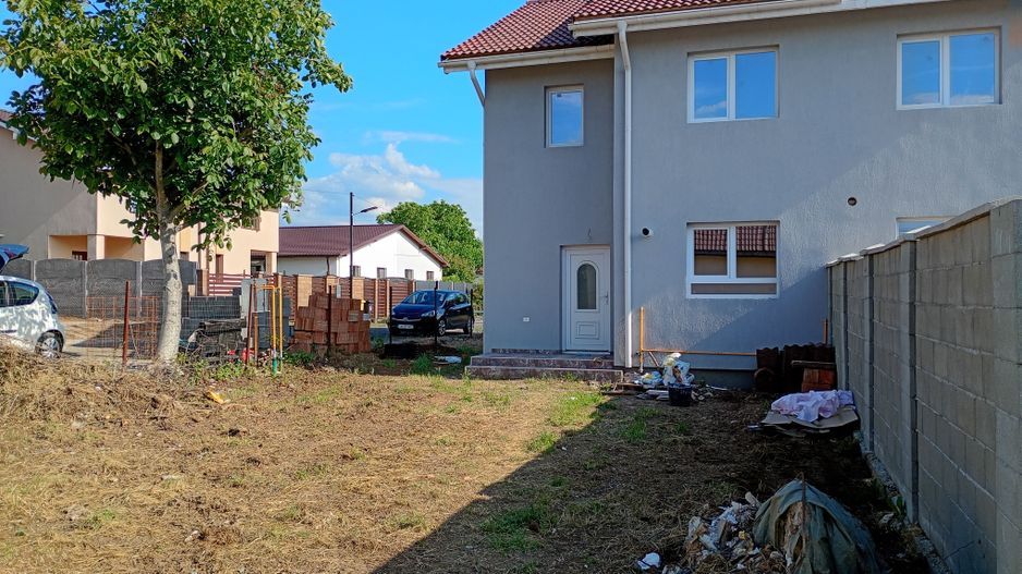 Sanandrei, Drum Asfaltat, Teren Generos, Buc Separata, 3 Dor, 2 Bai, dressing - Poză 2