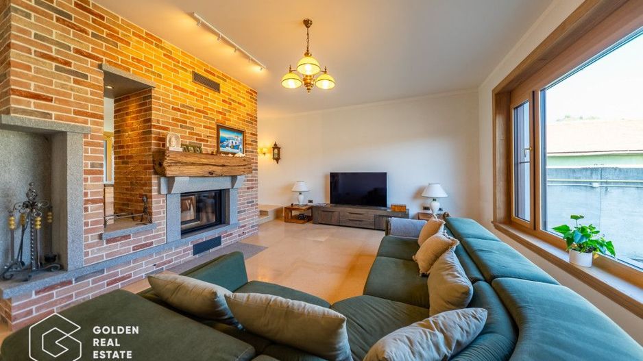 Casa de lux,  in zona Micălaca - Poză 2