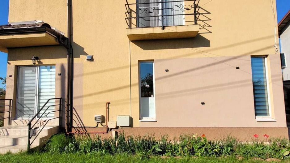 Casă 4 camere P+1 de vanzare   Domnești - Poză 15