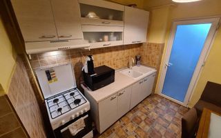 Apartament 3 camere decomandat zona Galata Iasi - Poză 3