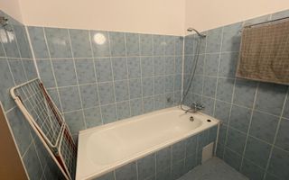 Apartament de 2 camere, 55mp, zona Strazii Plopilor - Poză 9