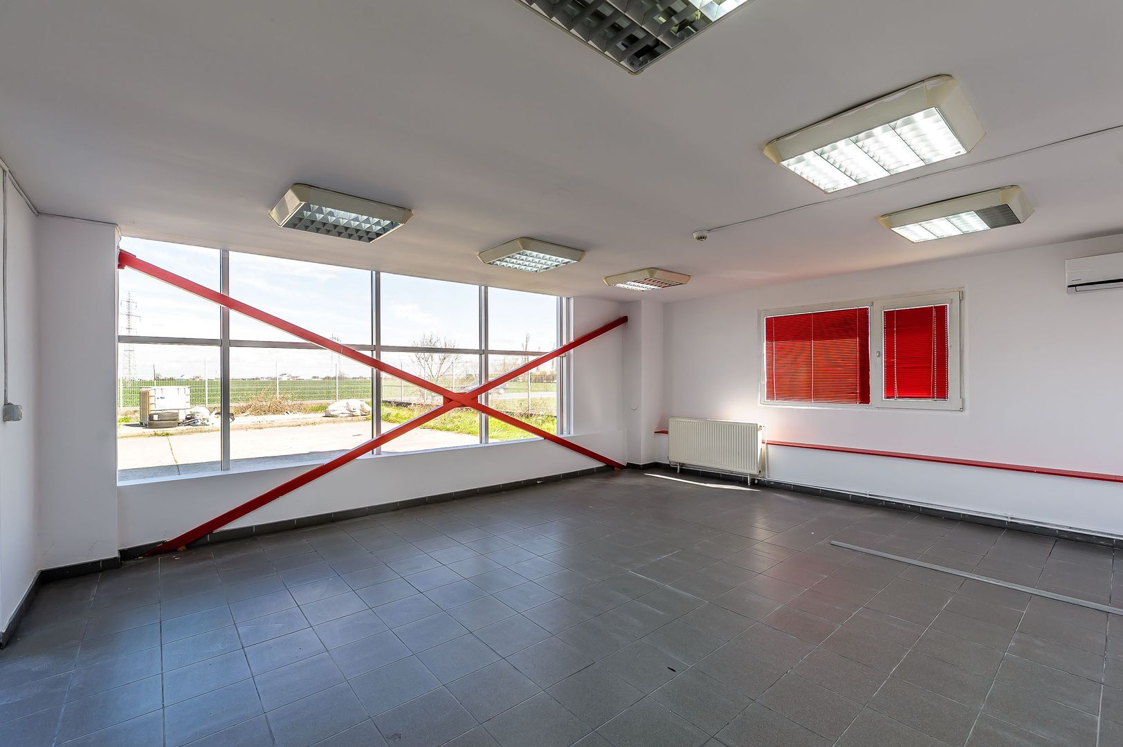 Hală industrială ideală pentru producție sau showroom în Arad 553mp - Poză 10