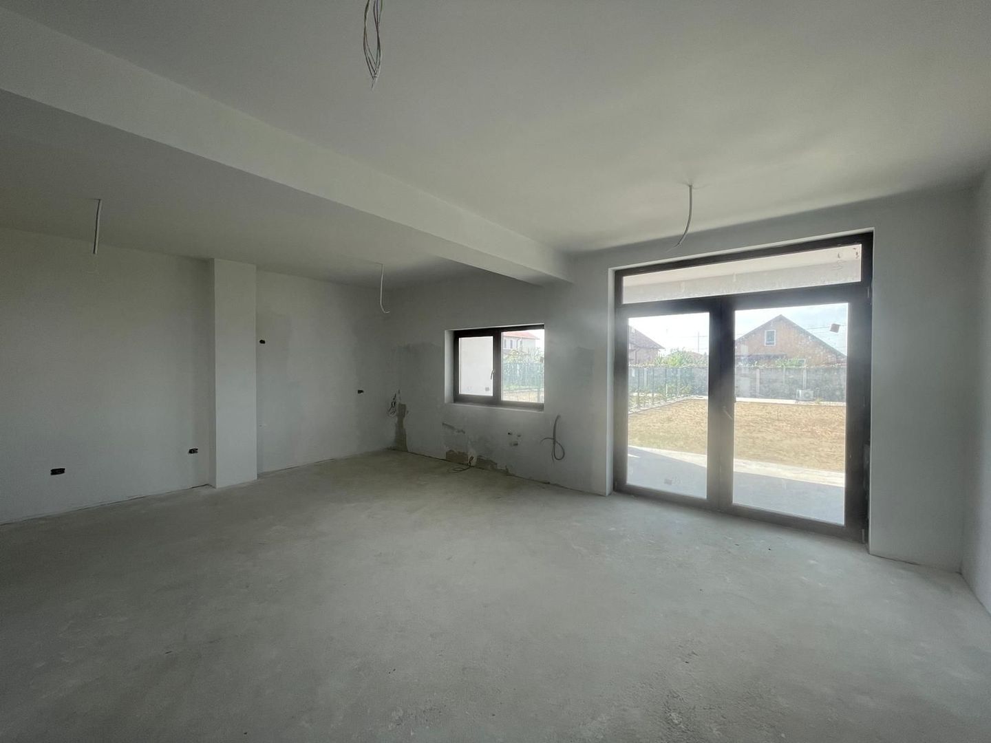 Duplex 122mp utili-390mp teren - Mosnita Noua - Poză 1