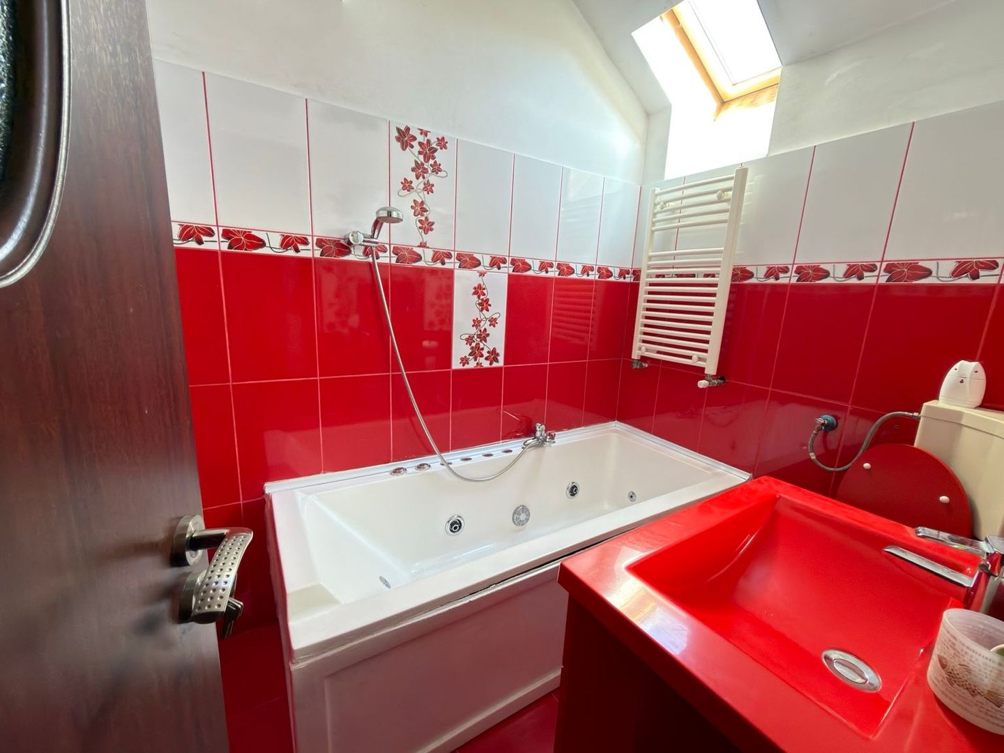 Casă cu 4 camere, 3 băi și curte | Vatra Luminoasă – Iancului - Poză 13