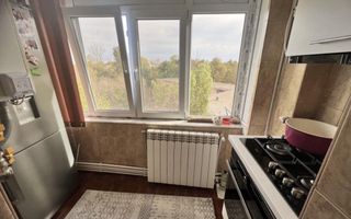 Vand apartament 2 camere zona Anda - Poză 3