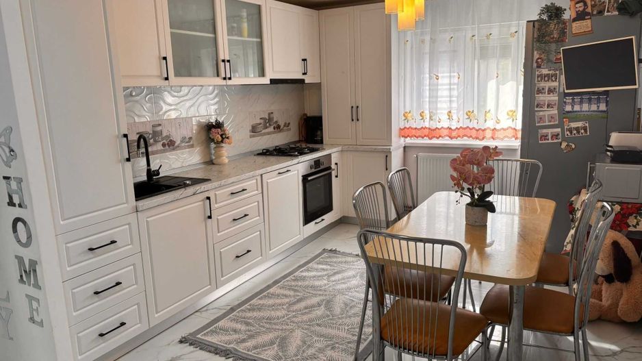 Steaua |  2 camere | Decomandat | Centrala Proprie. - Poză 1