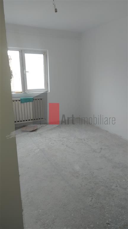 Apartament 4 camere  Octavian Goga - Poză 1