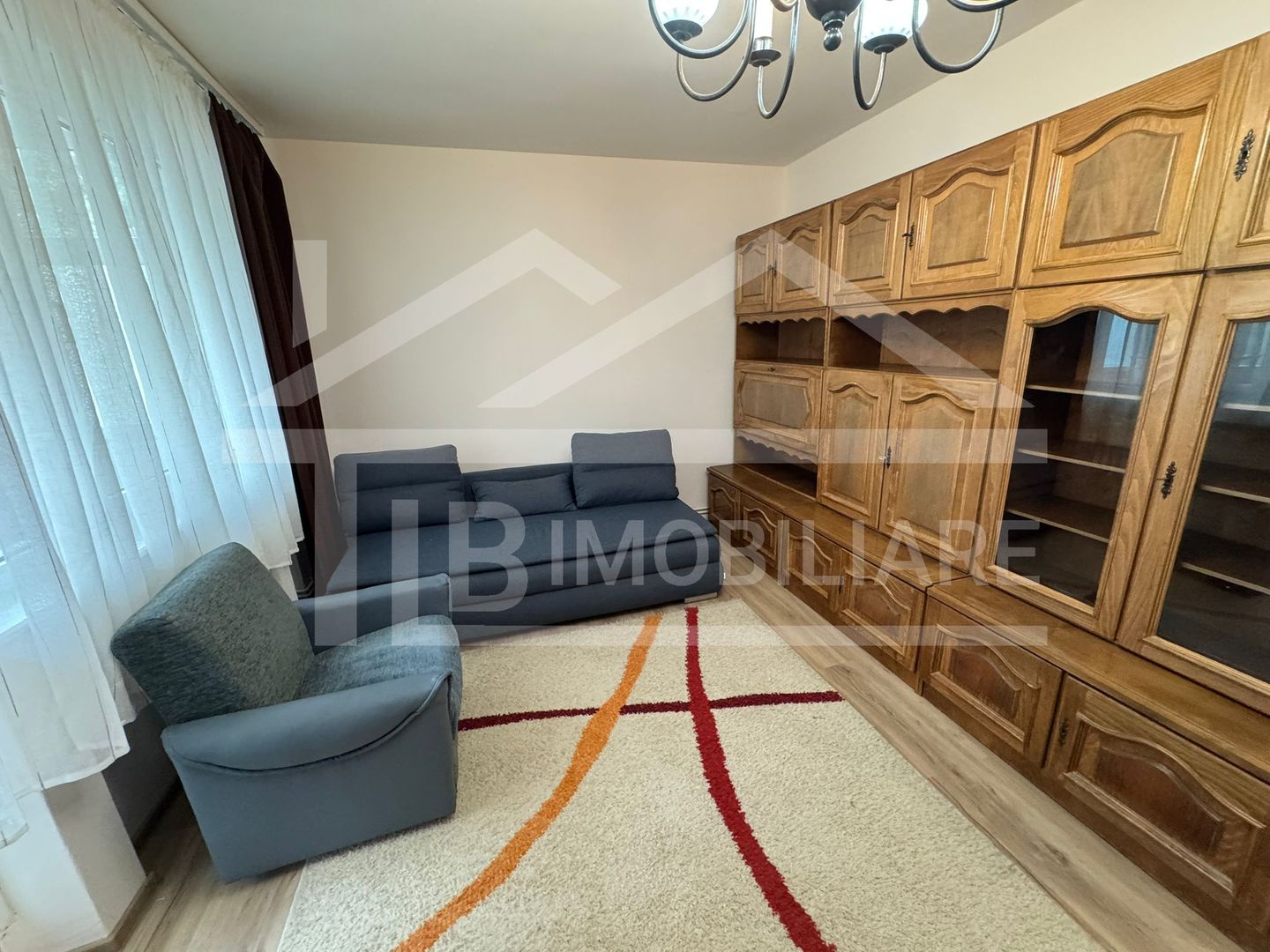 Apartament cu 3 camere, 66mp, Zona Semicentral - Poză 3