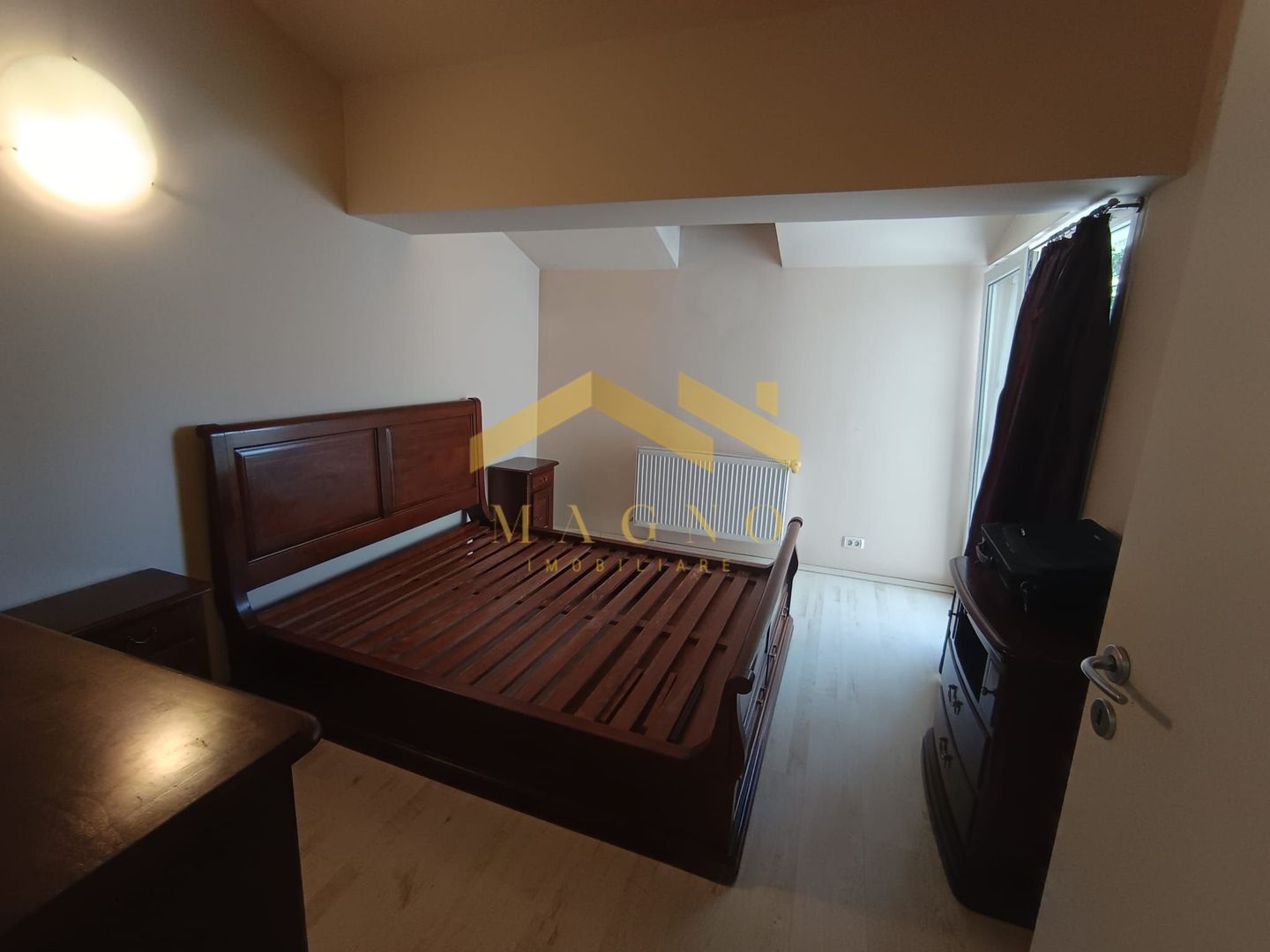 CASA SPATIOASA CU 4 CAMERE CARTIER GRADISTE - Poză 22