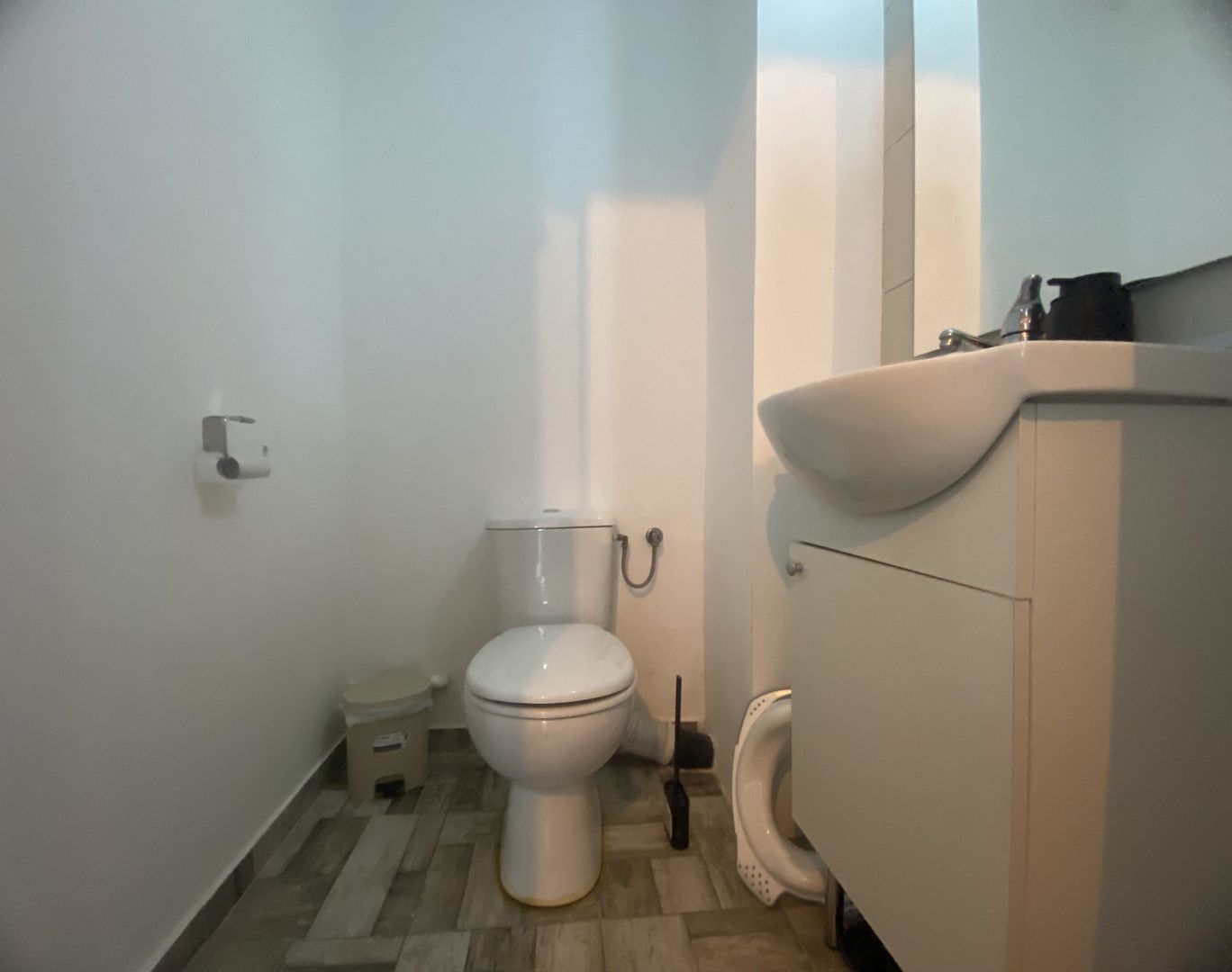 Compartimentare decomandata! Vanzare apartament cu 3 camere-Micro 11 - Poză 11