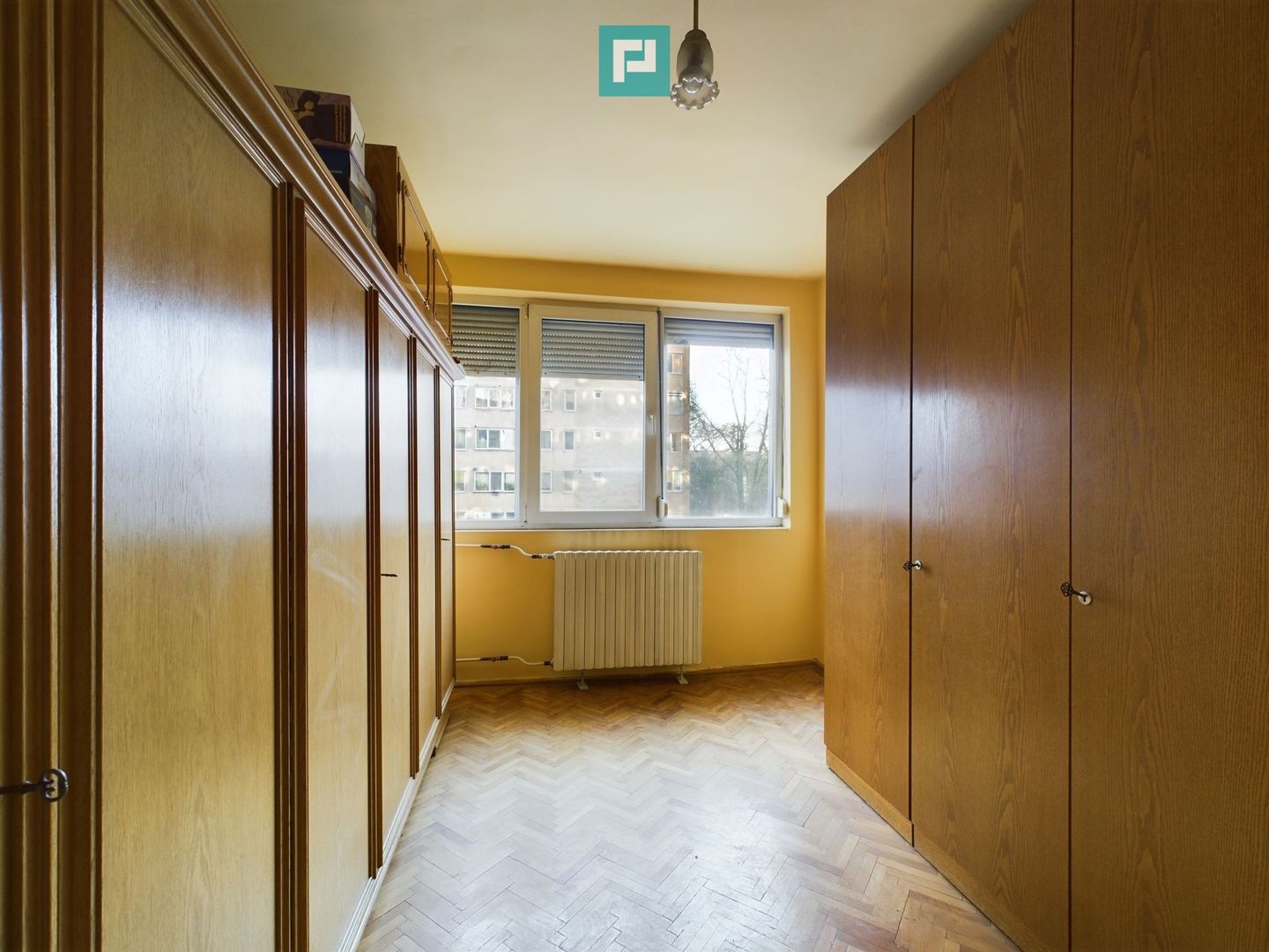 Apartament cu 3 camere, etaj intermediar - Poză 10