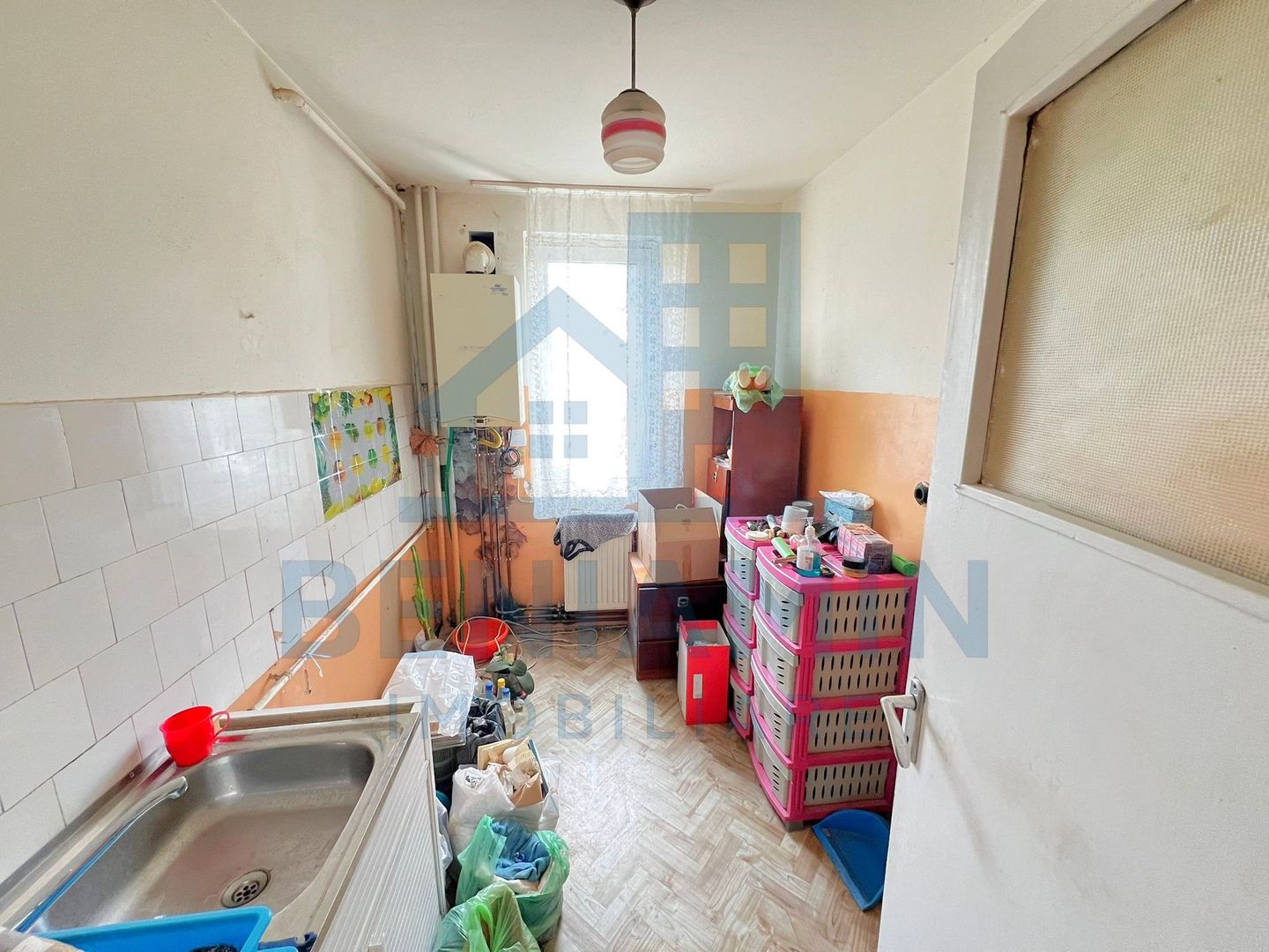 Apartament-2 Camere-48mp-CT- Etajul 2-Izolat-Bulevardul Saturn-Brasov - Poză 4