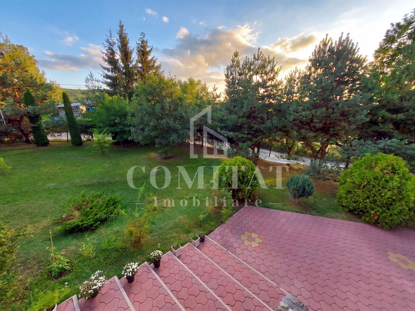 Vilă în Făget | Sediu companie | 2.412 mp teren 8 parcări - Poză 10