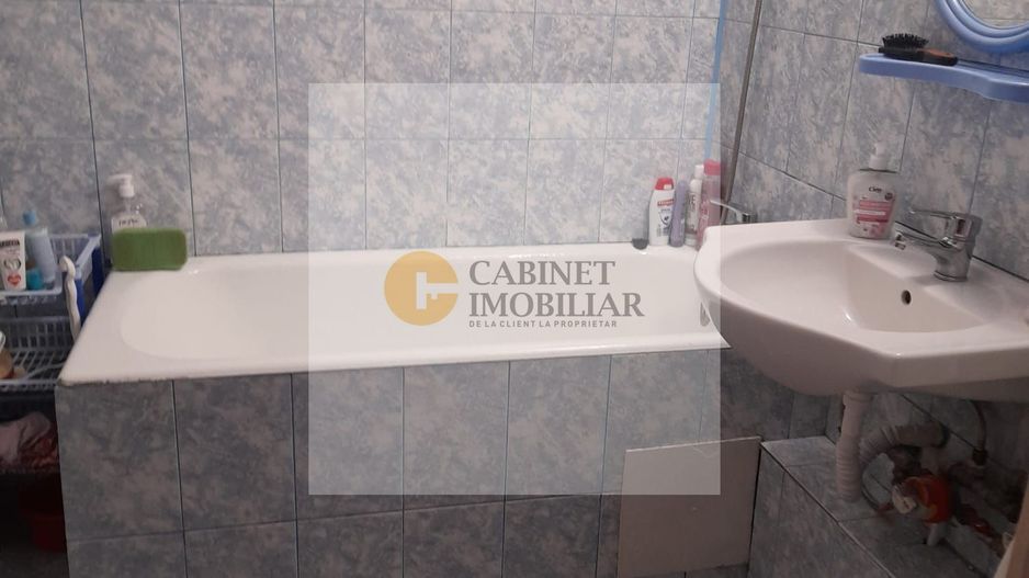 3 Camere Decomandat | 2 Bai | Etaj 4/8 | 75mp totali - Poză 7