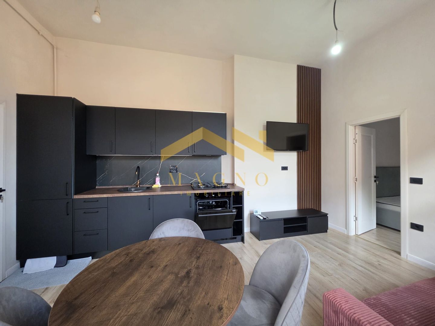 Apartament 2 camere de închiriat – Ultracentral, zona Teatrului | Arad - Poză 6