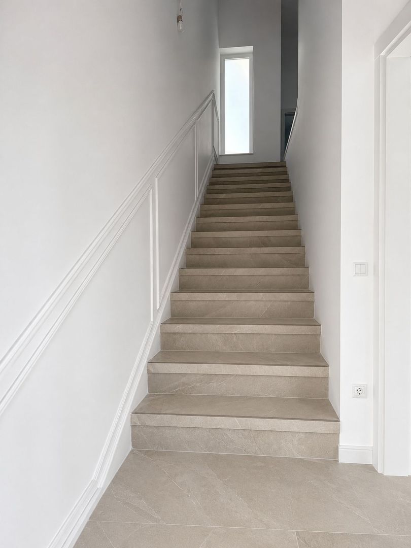 Jumătate de duplex premium, 120 mp utili, teren 256 mp, garaj și 3 dor - Poză 18