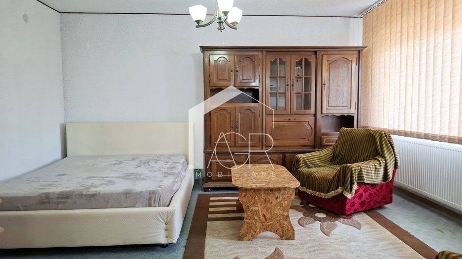 Garsoniera de vanzare, zona Lupeni - Poză 5
