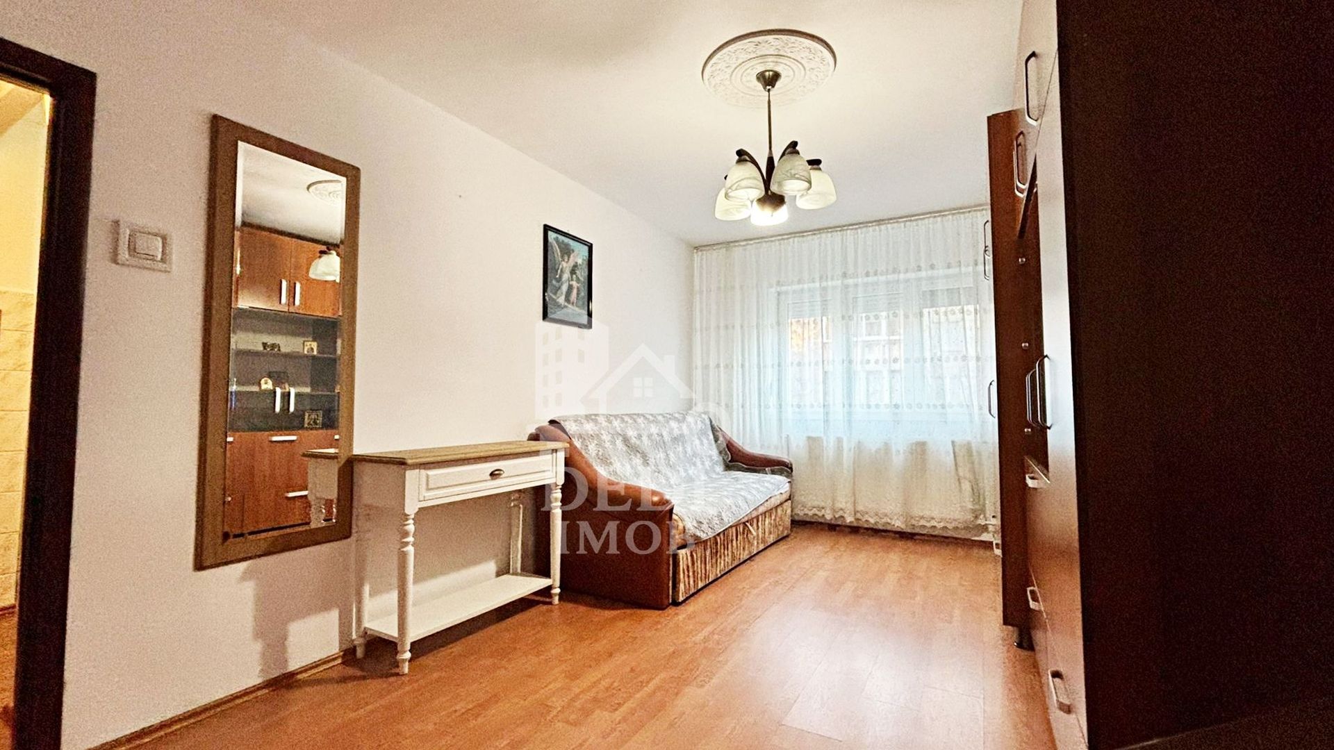 Apartament cu 2 camere de inchiriat zona Decebal, Oradea - Poză 1