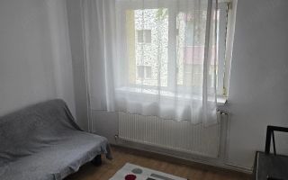Inchiriez apartament cu 3 camere, decomandat, - Poză 3