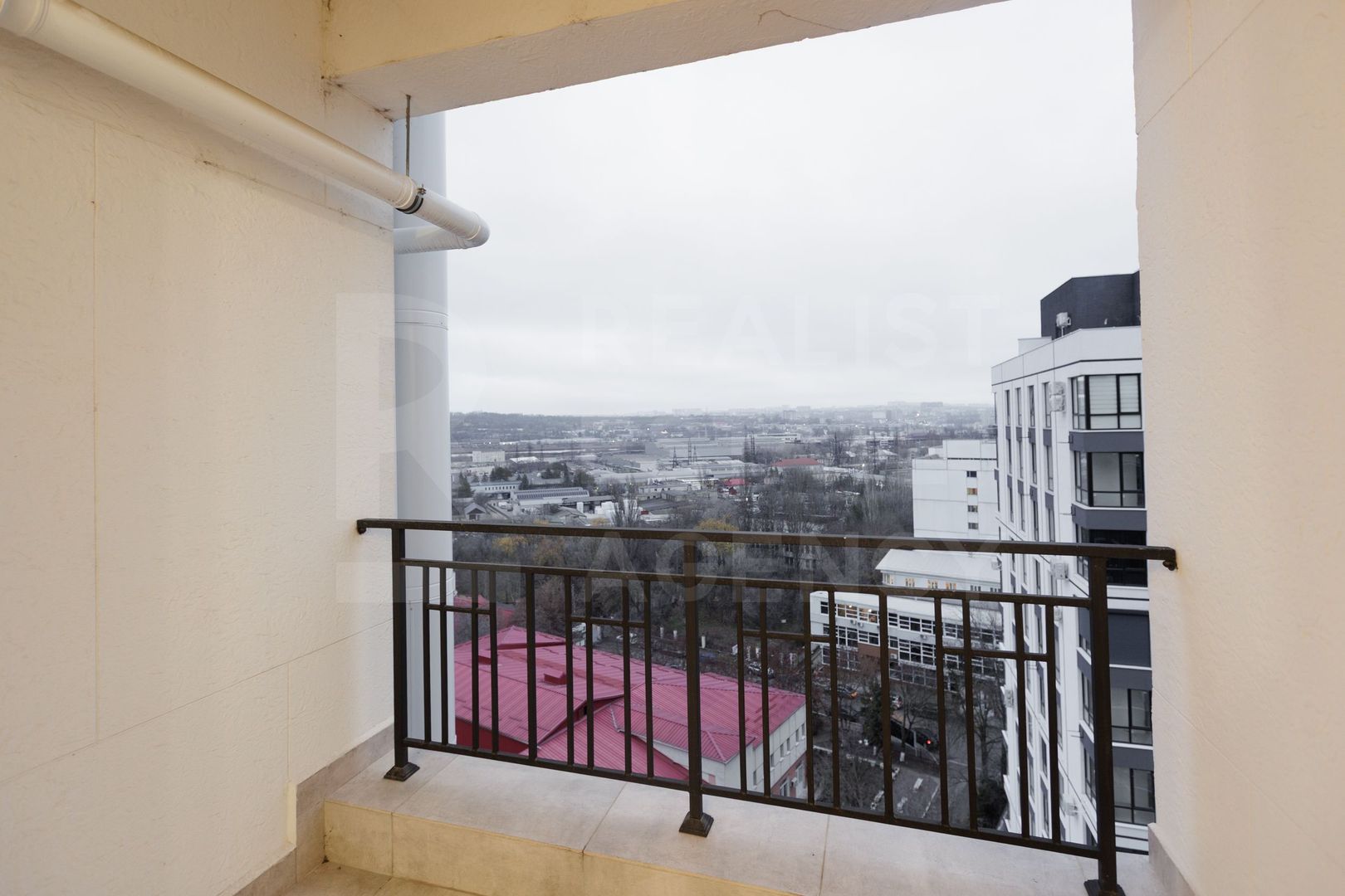 Vânzare, apartament, 2 camere, str. Calea Iesilor, sectorul Buiucani - Poză 3