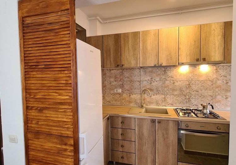 Apartament tip studio metrou + parcare - Poză 6