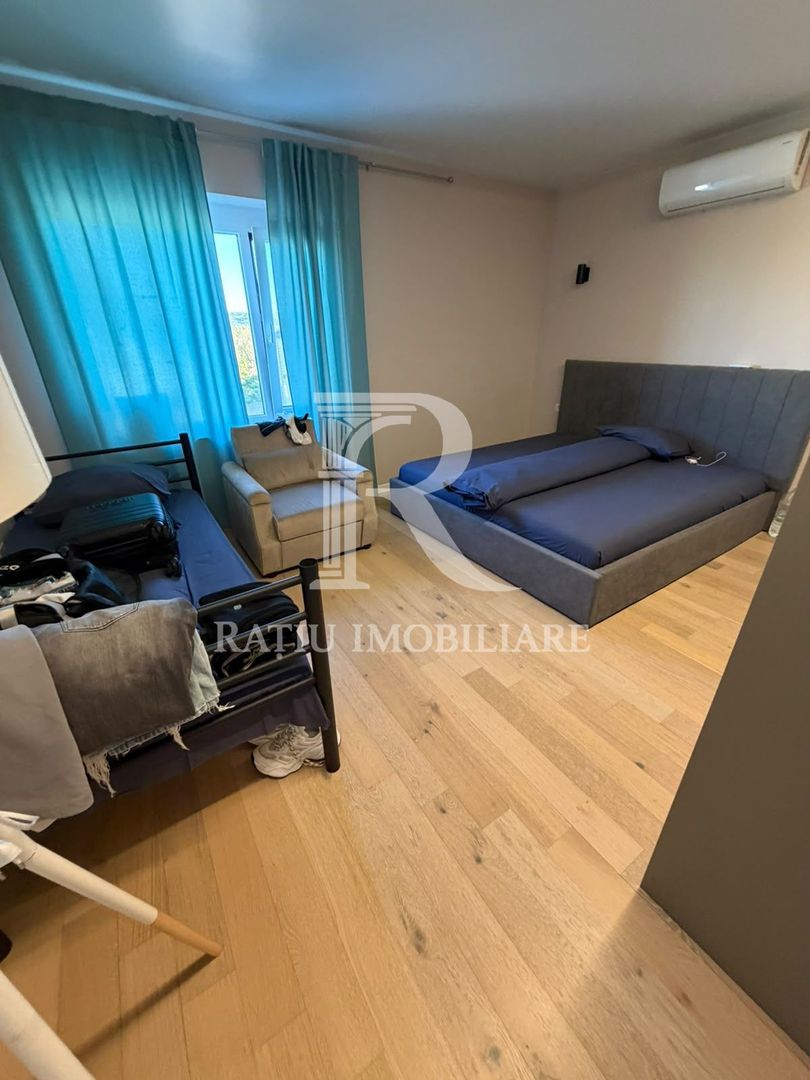 Casa cu 5 camere | Cartierul Tineretului | Oradea - Poză 5