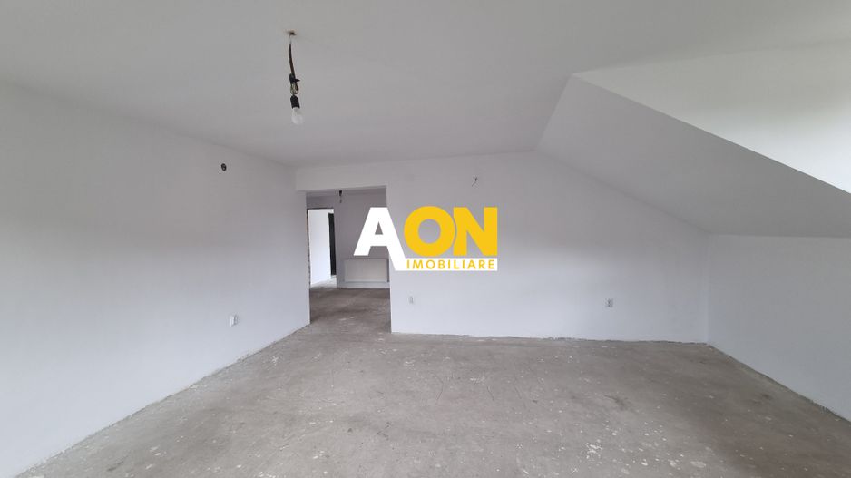 De vanzare casa 6 camere, S+P+M, 900mp teren, Cetate - Poză 12