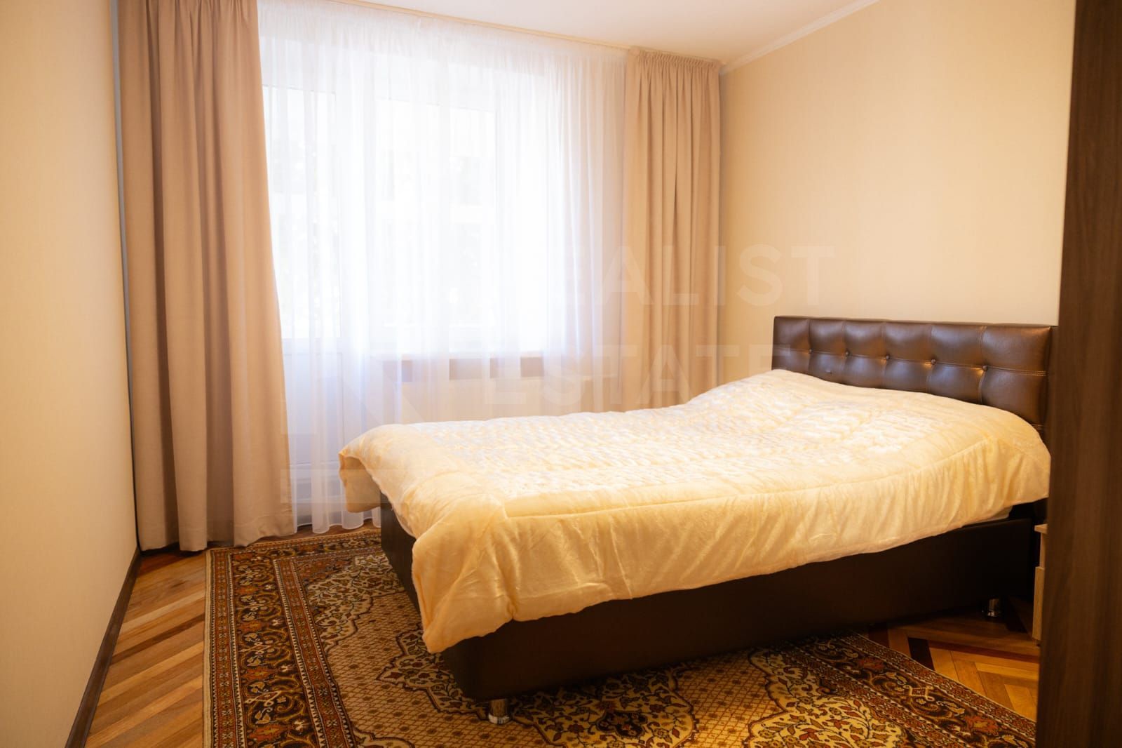 Chirie, apartament, 3 camere, str. Mihail Kogălniceanu, Centru - Poză 8