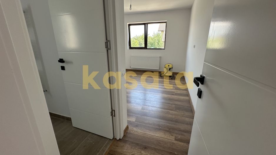 🏡 Casă pe parter de vânzare | 4 camere | Toate utilitățile - Poză 3