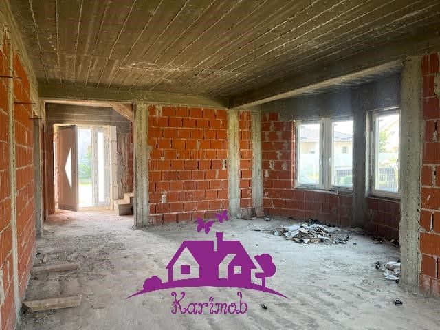 Casa in localitatea Osorhei - Poză 4