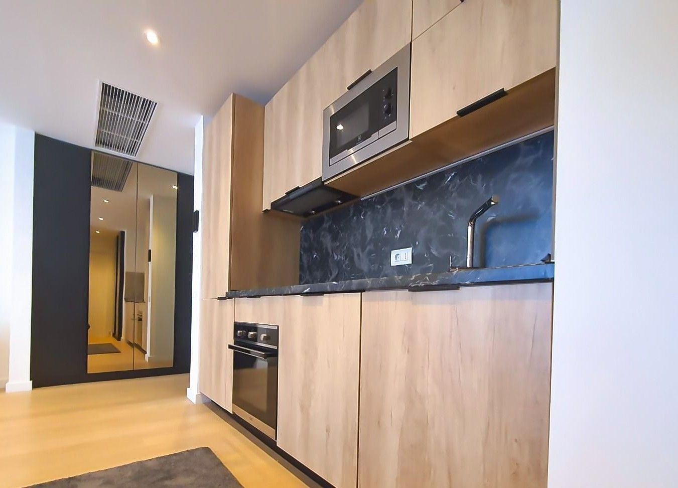 Apartament superb 2 camere One Herăstrău Plaza, parcare, balcon - Aviatiei - Poză 8